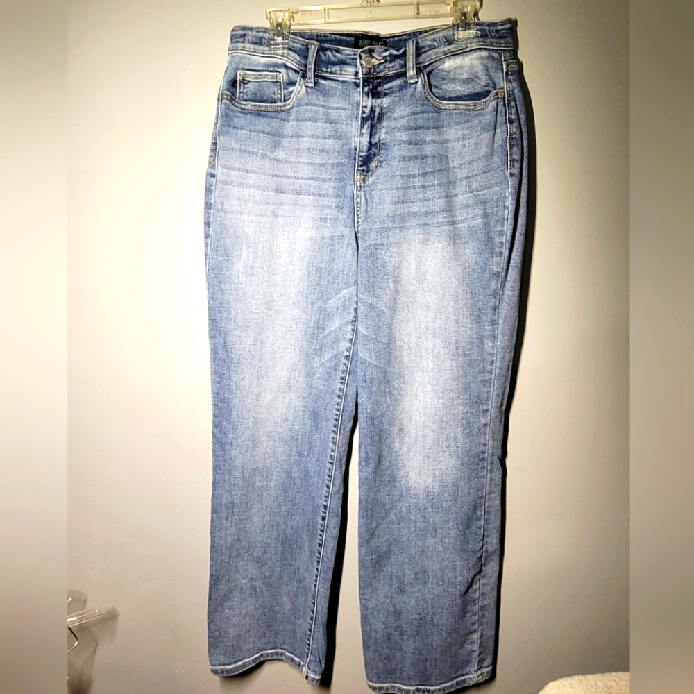 Judy blue‎ Los Angeles straight fit jeans 15/32